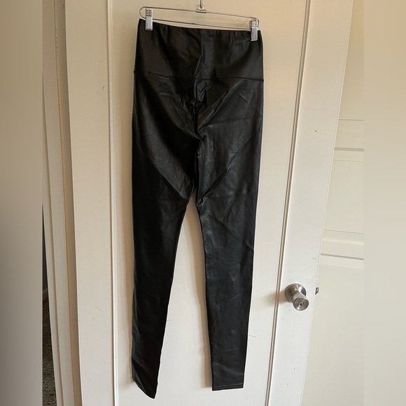 Wilfred Free black Daria leggings,  size medium. - Picture 7 of 12